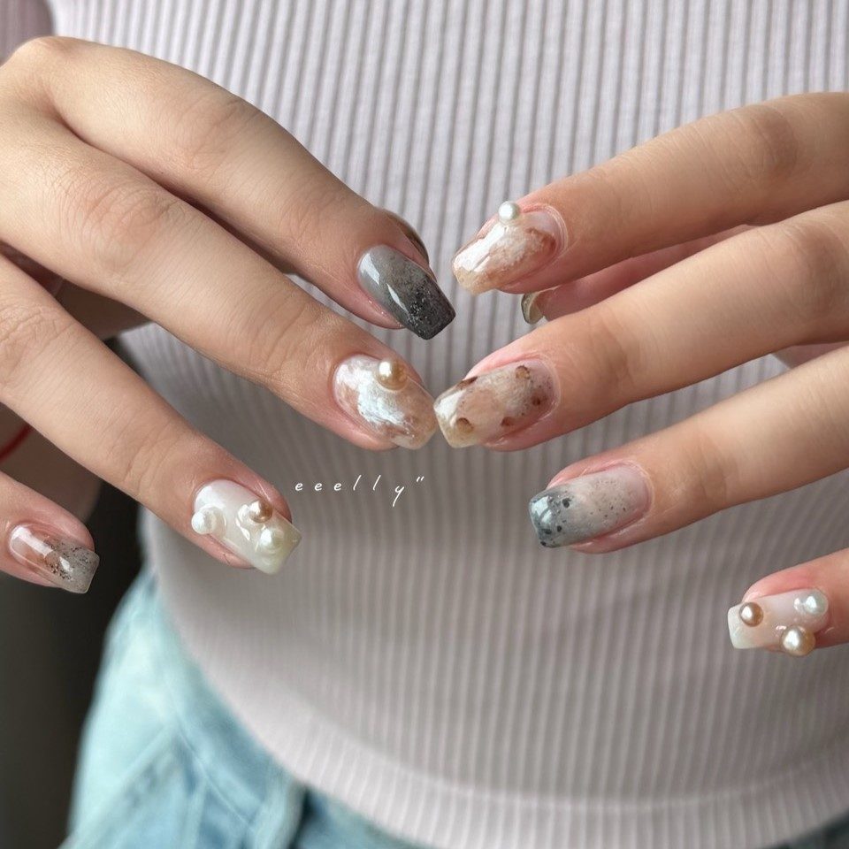 eeelly nail 透感凝膠美甲作品照